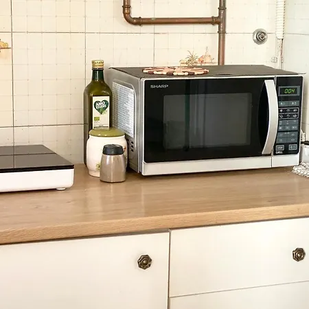 1 Bedroom Near Milan Malpensa Apartment *
