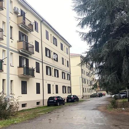 1 Bedroom Near Milan Malpensa Apartment *